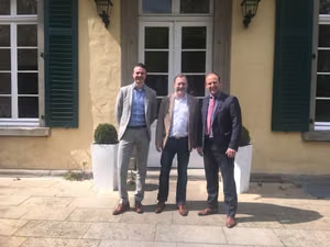 Paul-Jakob Sendler, Stephan Seidenfad und Slobodan Starcevic bei der bAV-Partnerschaft von albfinanz und von Buddenbrock